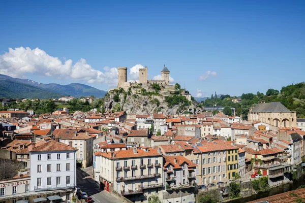 Pueblo y castillo de Foix