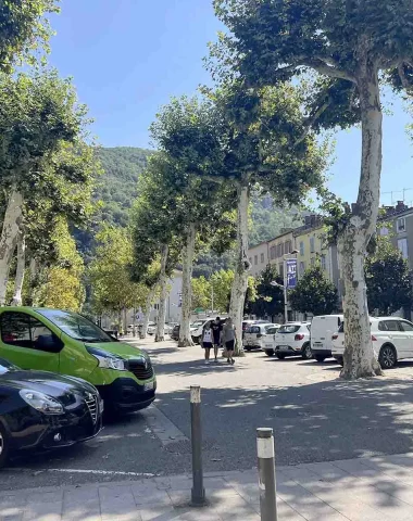 Allée de Villote car park in Foix